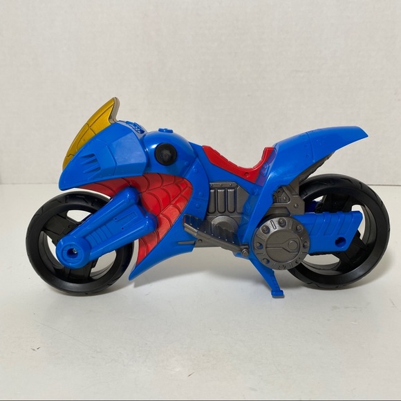 3 Superhero/Motorcycles Marvel Playskool Hasbro2018 New Condition Moveable Parts - Picture 2 of 12